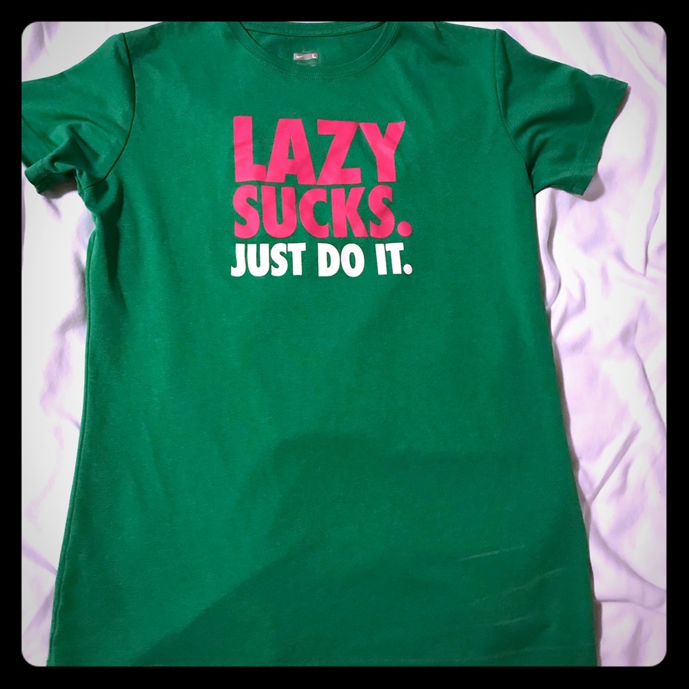 ✅FINAL⛹🏼‍♀️ Nike dryfit short sleeve green large